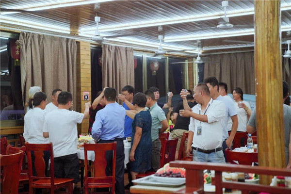 门徒娱乐-妄想照进现实,致力成就将来!